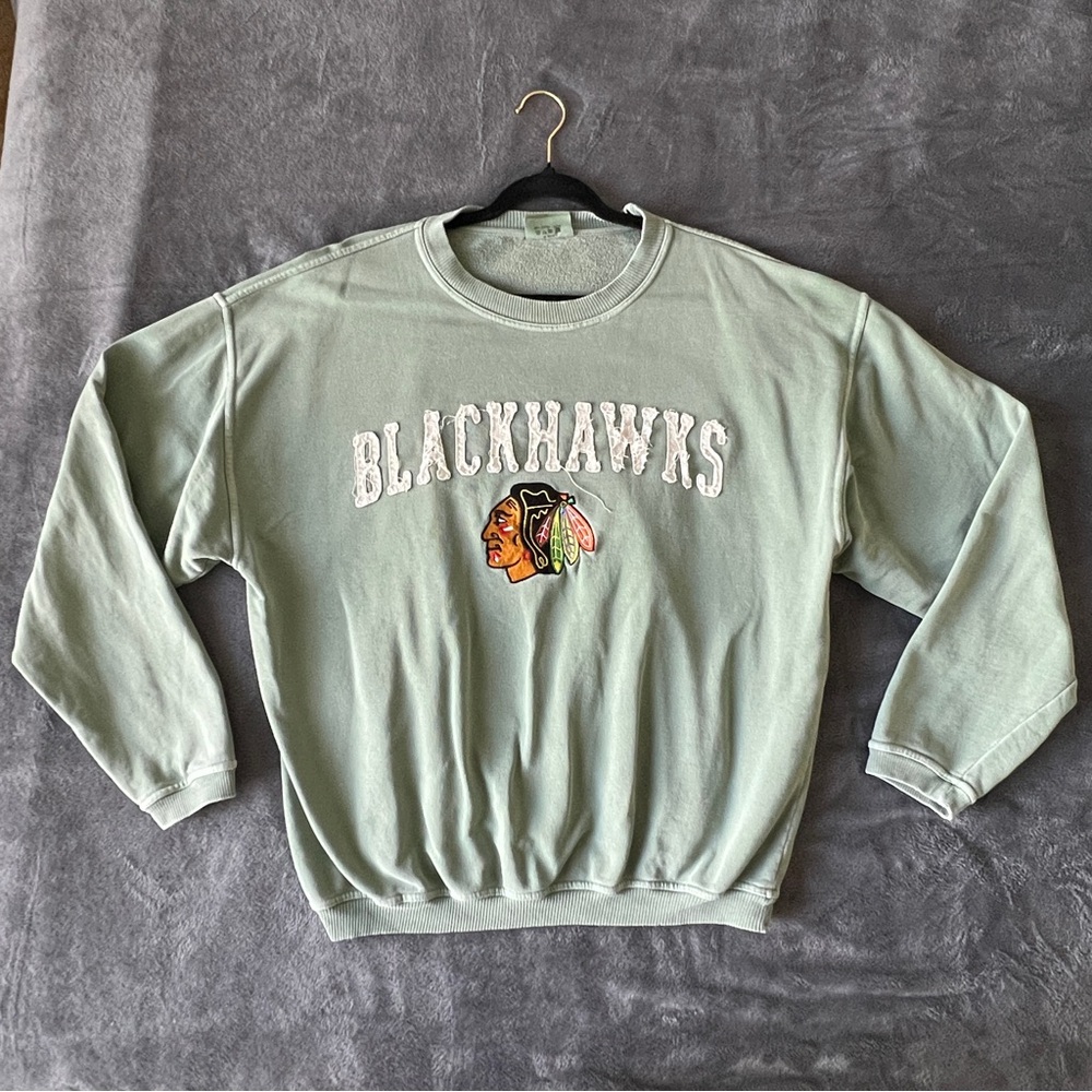 ✨Blackhawks Genuine Garment Dyed Sweatshirt in Green